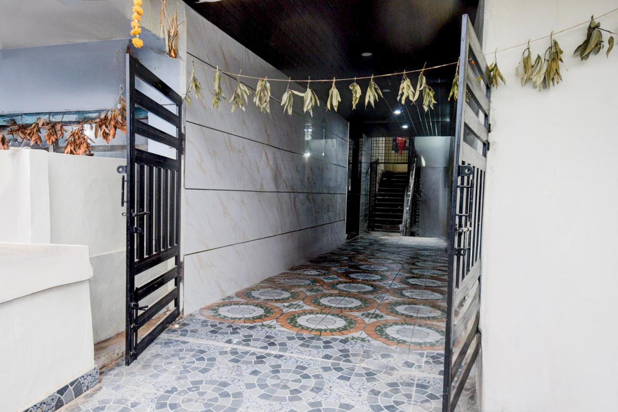 Super Collection O Srisailam Highway Hotel Шамшабад Екстериор снимка