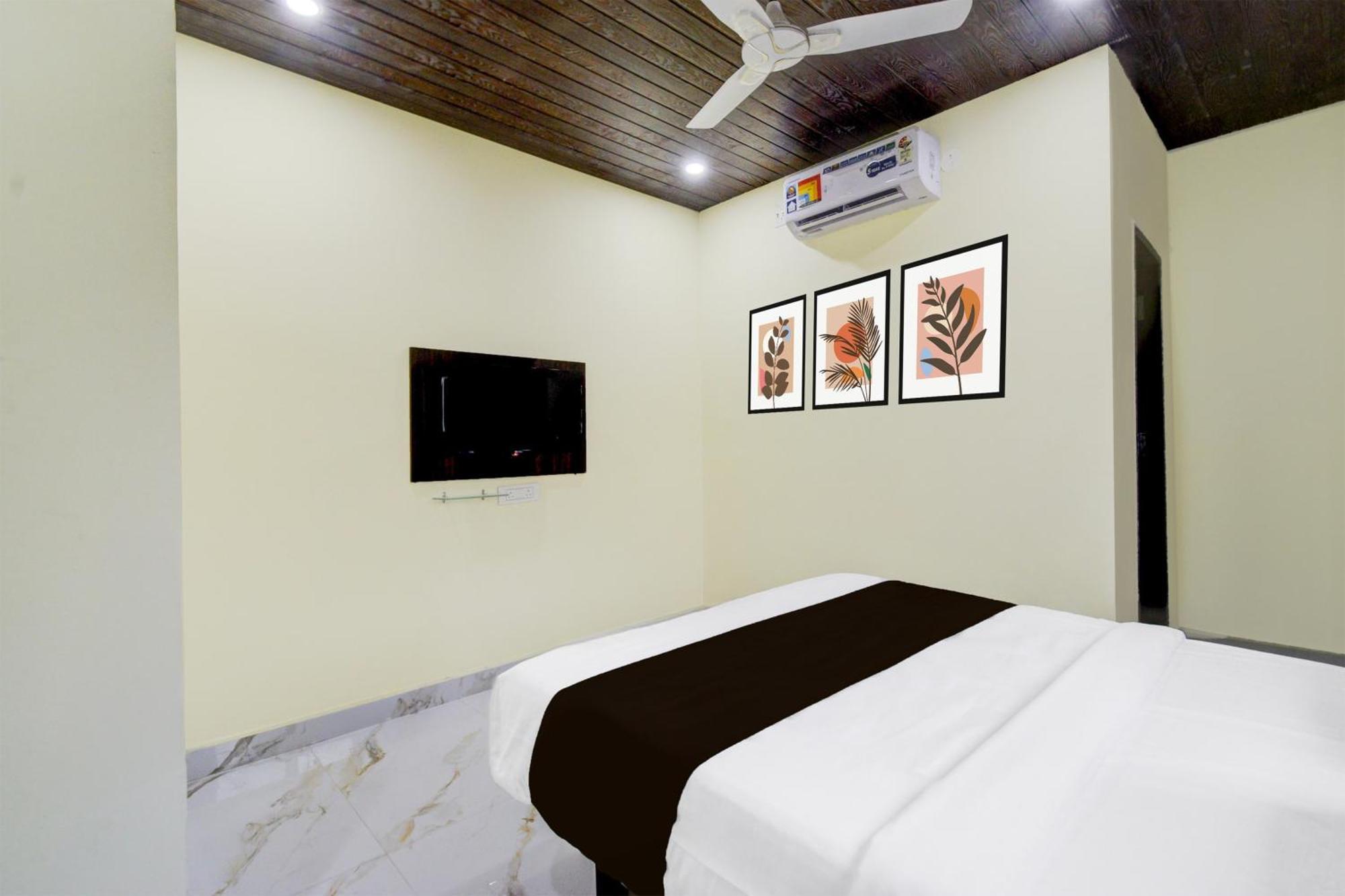 Super Collection O Srisailam Highway Hotel Шамшабад Екстериор снимка